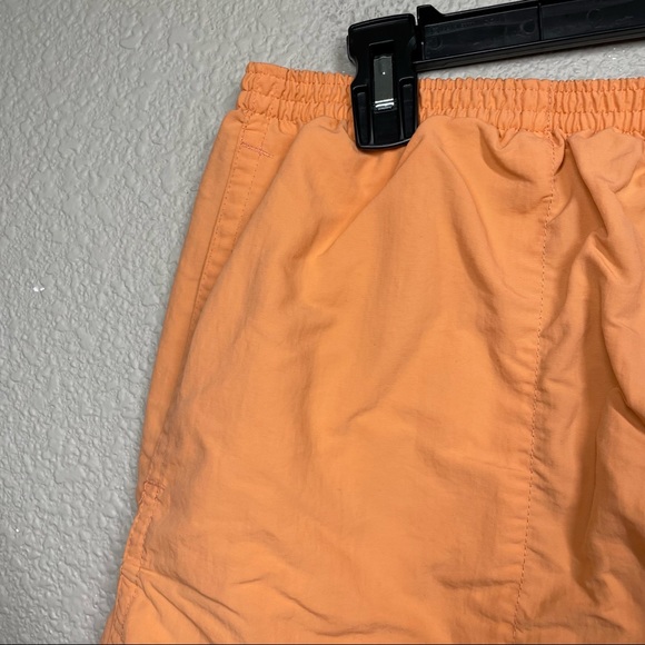 Patagonia Mens Size XL Baggies 5 Inch Shorts Orange Mesh Lined Elastic Waist - Picture 3 of 10